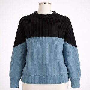 Colorblock Black and Light Blue Oversized Sweater S